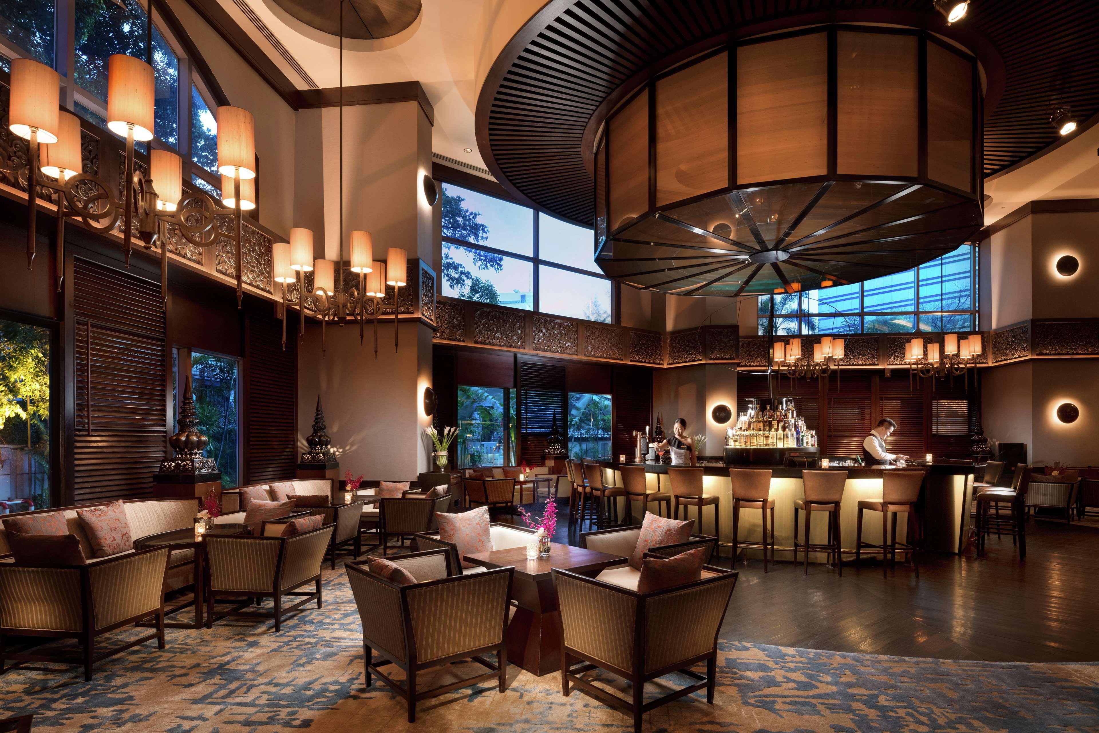 Conrad Bangkok Hotel Exterior foto The Bar