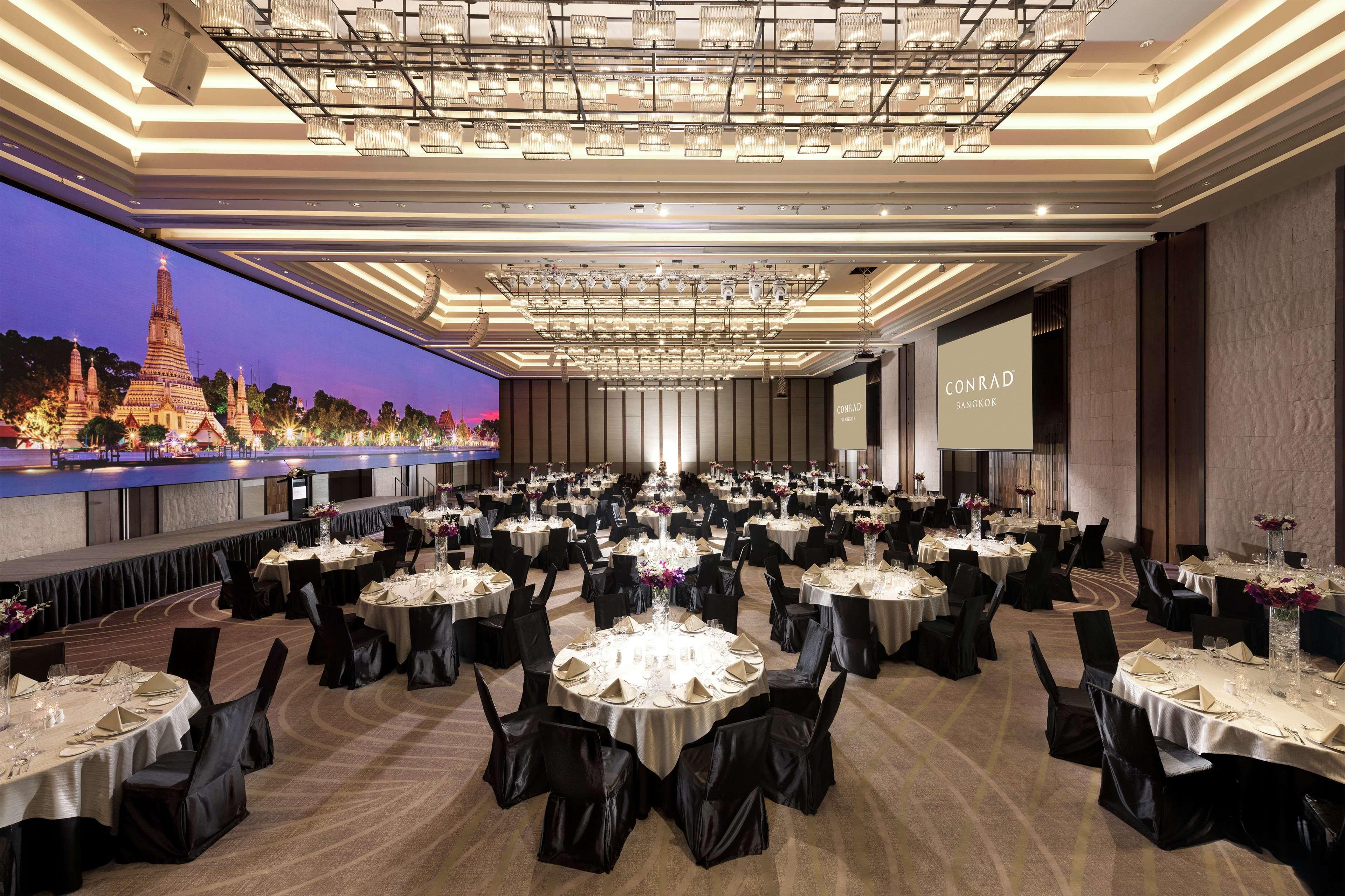 Conrad Bangkok Hotel Exterior foto The River Hall