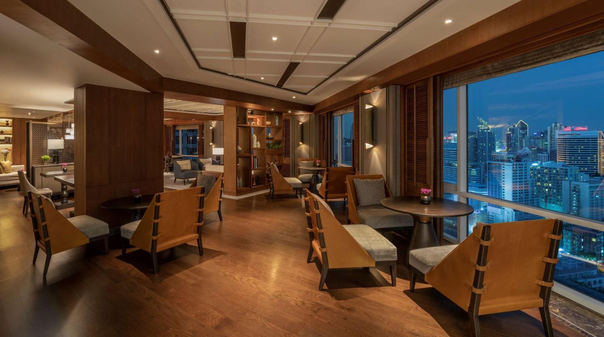 Conrad Bangkok Hotel Exterior foto The lounge at the airport